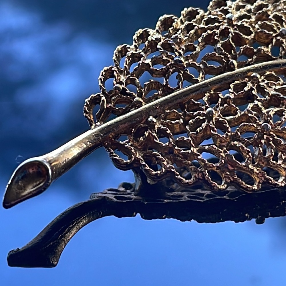 Brooch - Picture 5 of 10